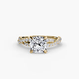 The Twisted Pavé Solitaire